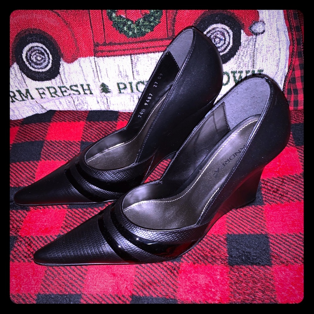 Beautiful Women shoes (ANDREA)